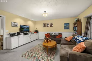 6340 SW Camelot Ln, Portland, OR 97219 - Photo 21