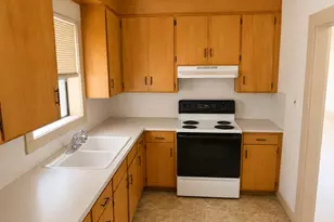 835 Anderson Ln, Springfield, OR 97477 - Photo 5