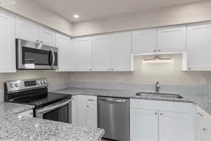 10660 SW Davies Rd, Beaverton, OR 97008 - Photo 17