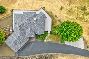 215 Eagle Dr, Roseburg, OR 97471 - Photo 47