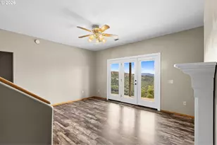 215 Eagle Dr, Roseburg, OR 97471 - Photo 25