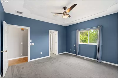 215 Eagle Dr, Roseburg, OR 97471 - Photo 17