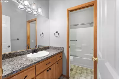 215 Eagle Dr, Roseburg, OR 97471 - Photo 31