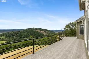 215 Eagle Dr, Roseburg, OR 97471 - Photo 37