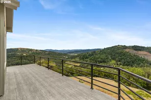 215 Eagle Dr, Roseburg, OR 97471 - Photo 39