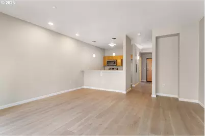 1125 NW 9th Ave #410, Portland, OR 97209 - Photo 9
