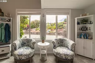 875 Elmira Ave, Bandon, OR 97411 - Photo 11