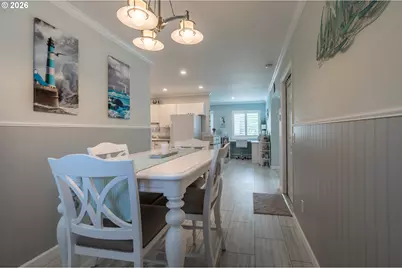 875 Elmira Ave, Bandon, OR 97411 - Photo 29