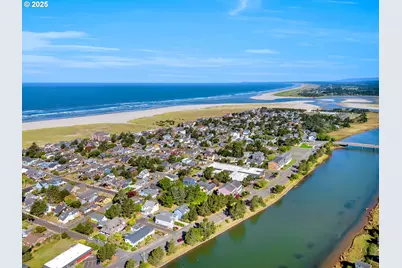 646 Necanicum Dr, Seaside, OR 97138 - Photo 45