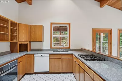 25180 S Dianne Dr, Beavercreek, OR 97004 - Photo 13