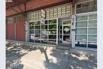 600 NW Naito Pkwy #E, Portland, OR 97209 - Photo 1