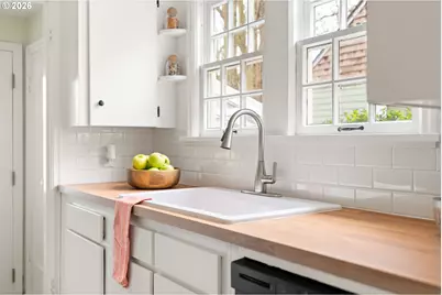 6526 NE 24th Ave, Portland, OR 97211 - Photo 15