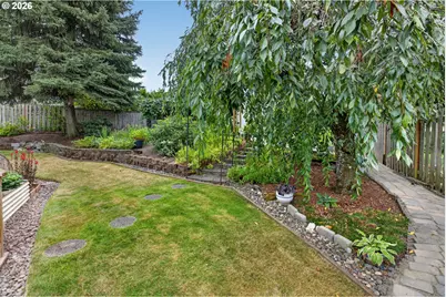18340 SW Monte Verdi Blvd, Beaverton, OR 97007 - Photo 37