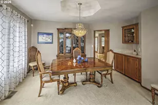 672 NE Valarie Ct, Hillsboro, OR 97124 - Photo 29