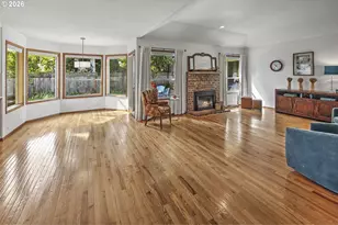 672 NE Valarie Ct, Hillsboro, OR 97124 - Photo 7