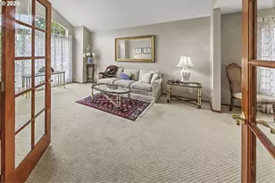 672 NE Valarie Ct, Hillsboro, OR 97124 - Photo 23