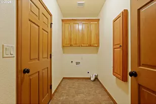 424 13th St, Aumsville, OR 97325 - Photo 17