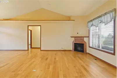 424 13th St, Aumsville, OR 97325 - Photo 7