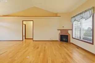 424 13th St, Aumsville, OR 97325 - Photo 7