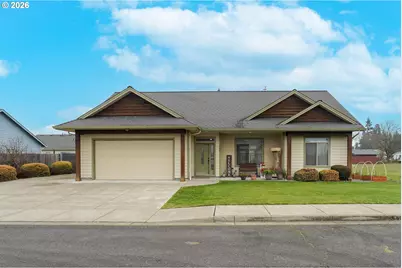 424 13th St, Aumsville, OR 97325 - Photo 1