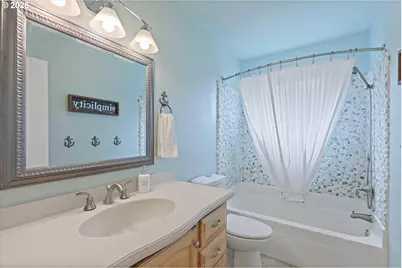 4486 SW Beach Ave, Lincoln City, OR 97367 - Photo 19