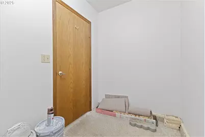 1200 E Johnson Ct, Newberg, OR 97132 - Photo 19