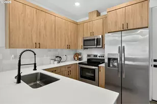6041 SE Lambert St, Portland, OR 97206 - Photo 9