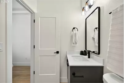 6041 SE Lambert St, Portland, OR 97206 - Photo 15