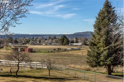 3249 NE Yellowpine Rd, Prineville, OR 97754 - Photo 25