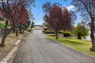 3249 NE Yellowpine Rd, Prineville, OR 97754 - Photo 3