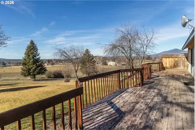 3249 NE Yellowpine Rd, Prineville, OR 97754 - Photo 5