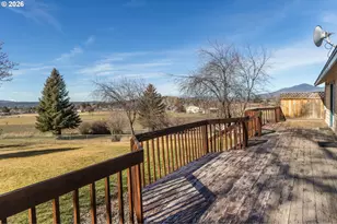 3249 NE Yellowpine Rd, Prineville, OR 97754 - Photo 5