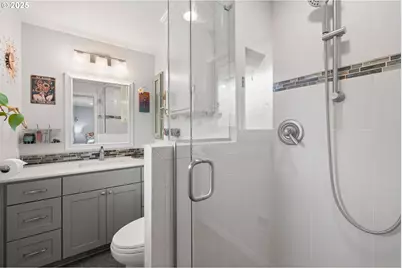 6620 Doncaster Dr, Gladstone, OR 97027 - Photo 17