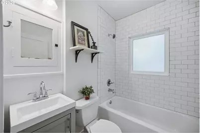 1934 NE 55th Ave, Portland, OR 97213 - Photo 15