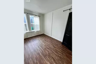 5533 S Kelly Ave, Portland, OR 97239 - Photo 23