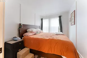 5533 S Kelly Ave, Portland, OR 97239 - Photo 11