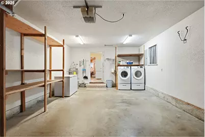 616 D St, Dallesport, WA 98617 - Photo 33