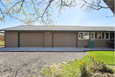 616 D St, Dallesport, WA 98617 - Photo 5