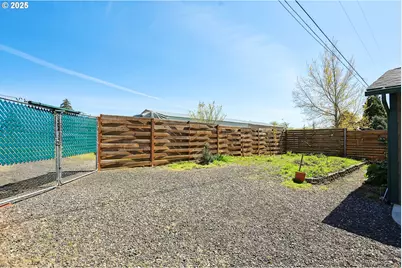 616 D St, Dallesport, WA 98617 - Photo 39