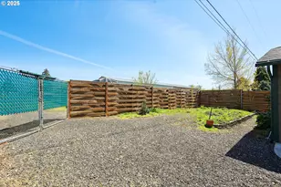 616 D St, Dallesport, WA 98617 - Photo 39