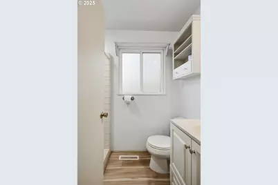 616 D St, Dallesport, WA 98617 - Photo 15