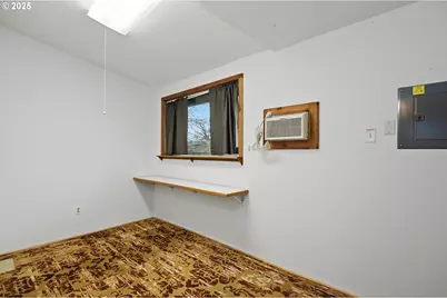 616 D St, Dallesport, WA 98617 - Photo 27