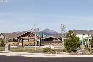 2557 NW Spruce Pl, Redmond, OR 97756 - Photo 17