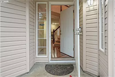 1351 NE Greenway Dr, Gresham, OR 97030 - Photo 3