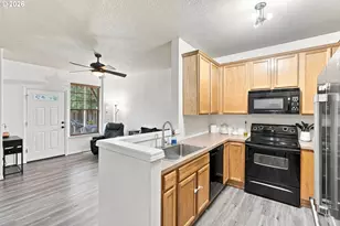 38528 Galway St, Sandy, OR 97055 - Photo 5