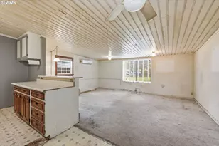 2580 Pioneer Pike, Eugene, OR 97401 - Photo 5