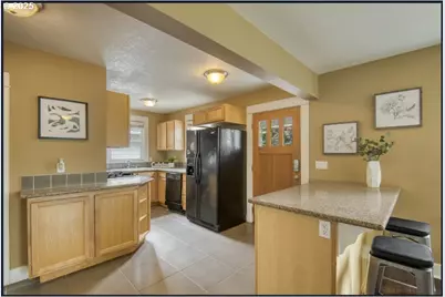 3406 NE 79th Ave, Portland, OR 97213 - Photo 7