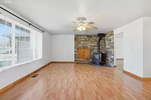 606 N Hubbard Ave, Yacolt, WA 98675 - Photo 7