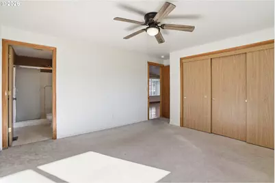 606 N Hubbard Ave, Yacolt, WA 98675 - Photo 11