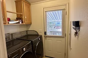 369 La Casa St, Eugene, OR 97402 - Photo 19